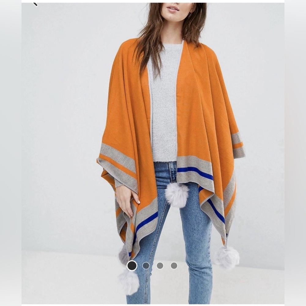 Jayley Cashmere and Silk Blend Reversible Pom Рom Poncho
